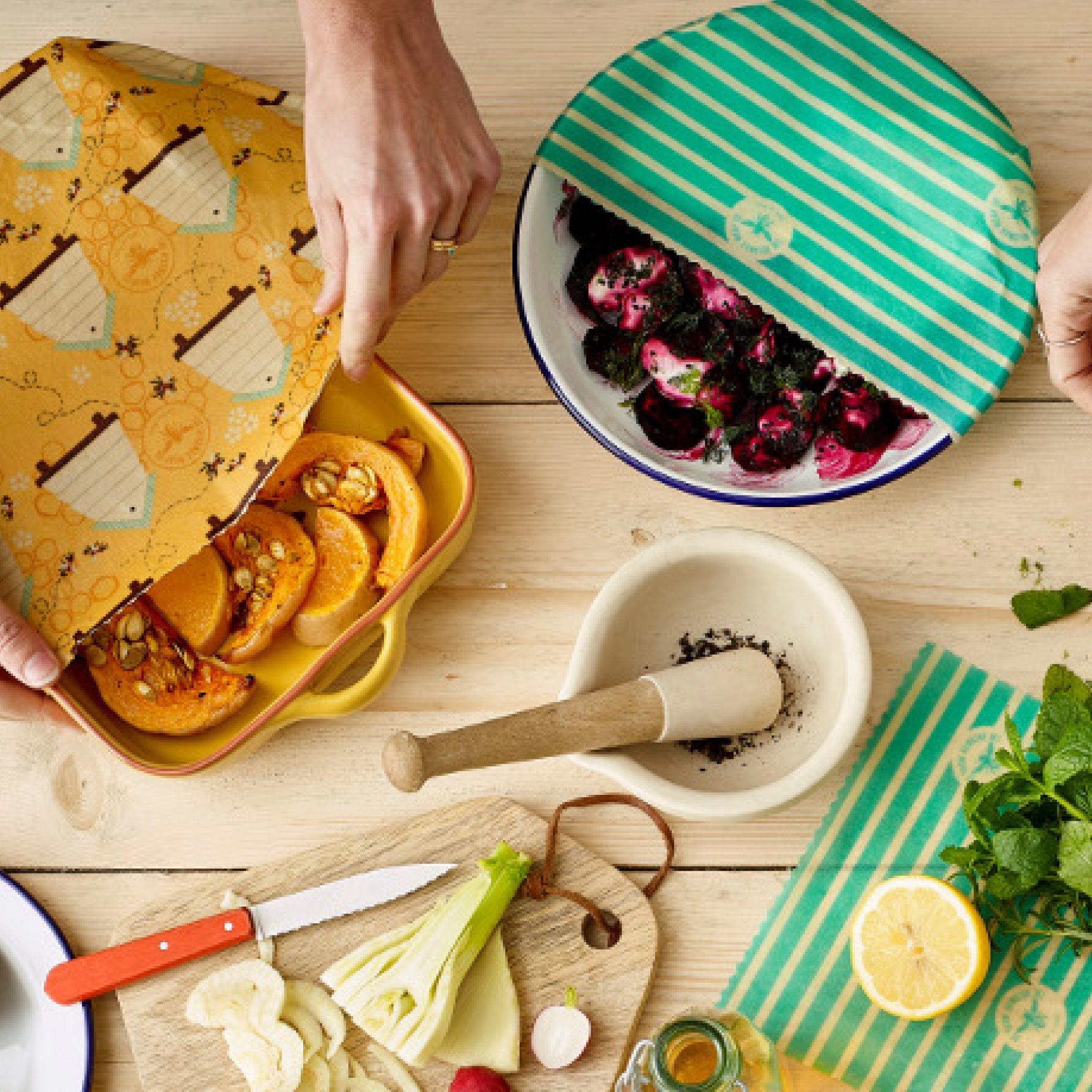 5 Quick & Simple ways to rid single use plastic in your daily life