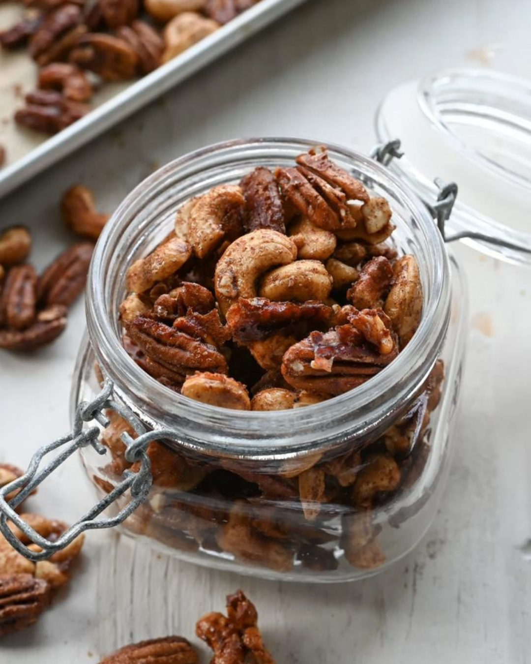DELICIOUS CHRISTMAS SPICED NUTS - PERFECT GIFTS!