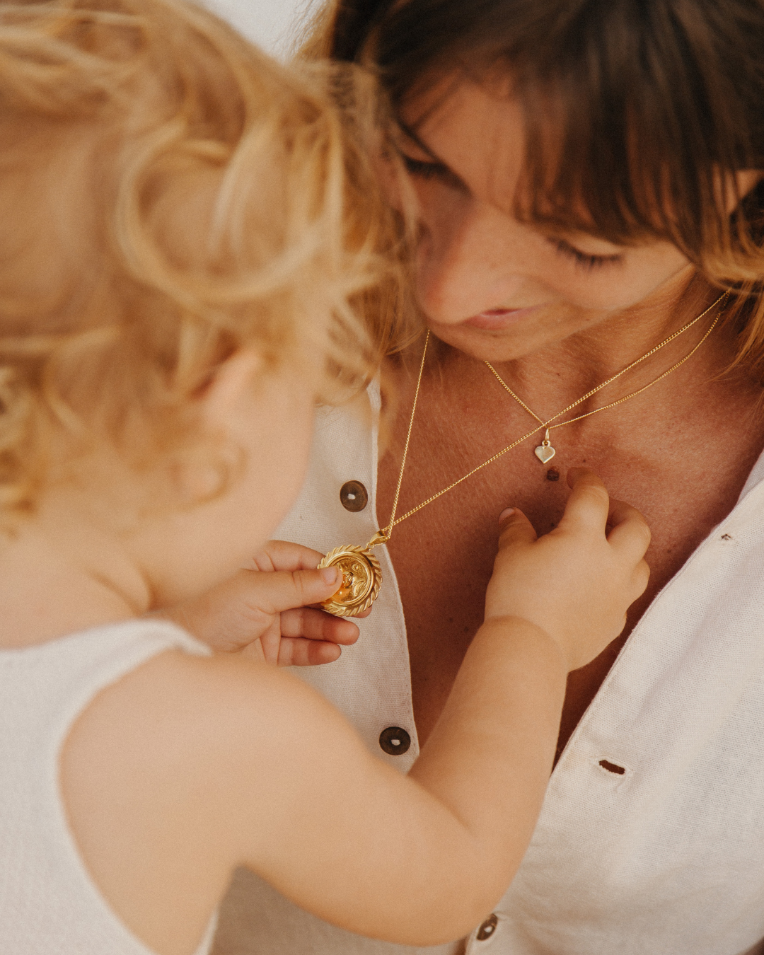 Our top 7 Pieces to Celebrate maternal figures