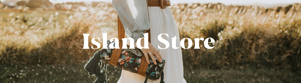 Luna & Rose Island Store Wandering Folk Lu Goldie