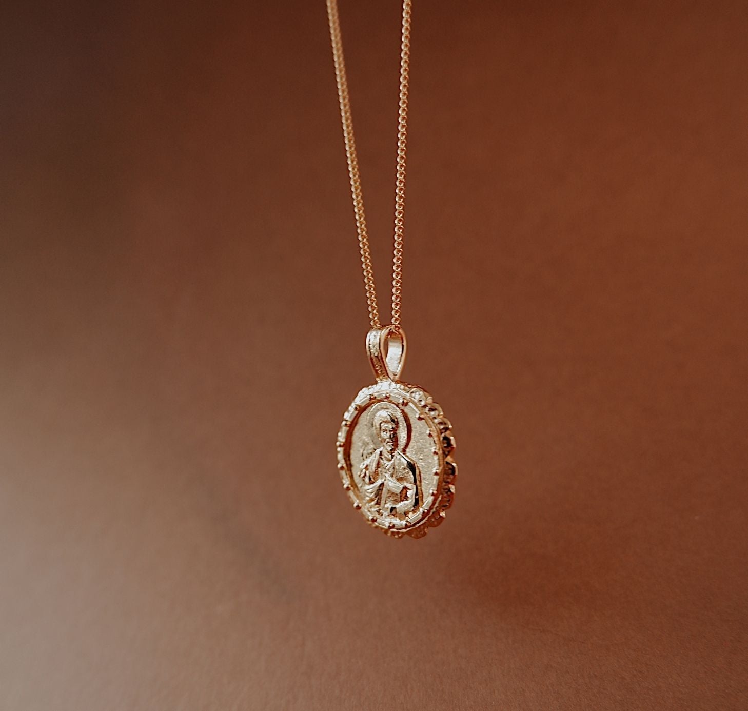 9KT SOLID GOLD St Luke - Patron Saint of Creativity & Artists Necklace - Gold