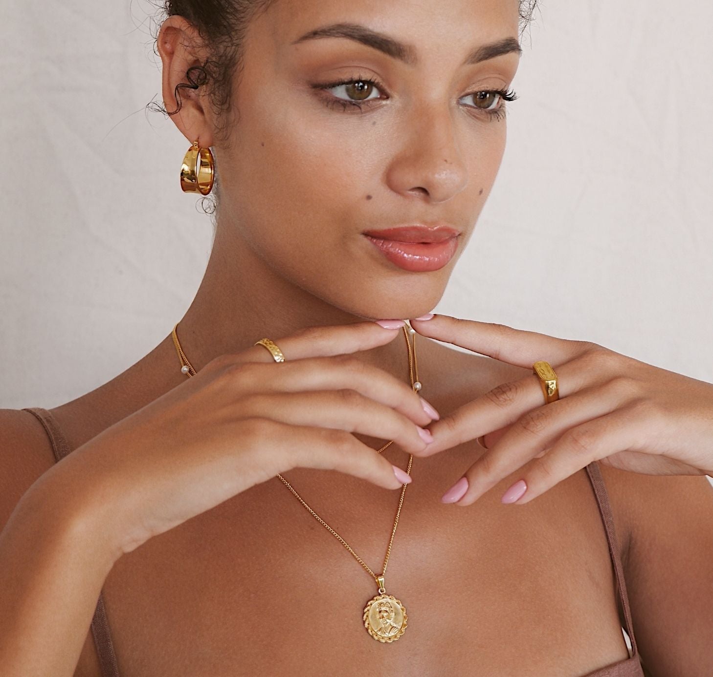 9KT SOLID GOLD - MAGDALENA NECKLACE