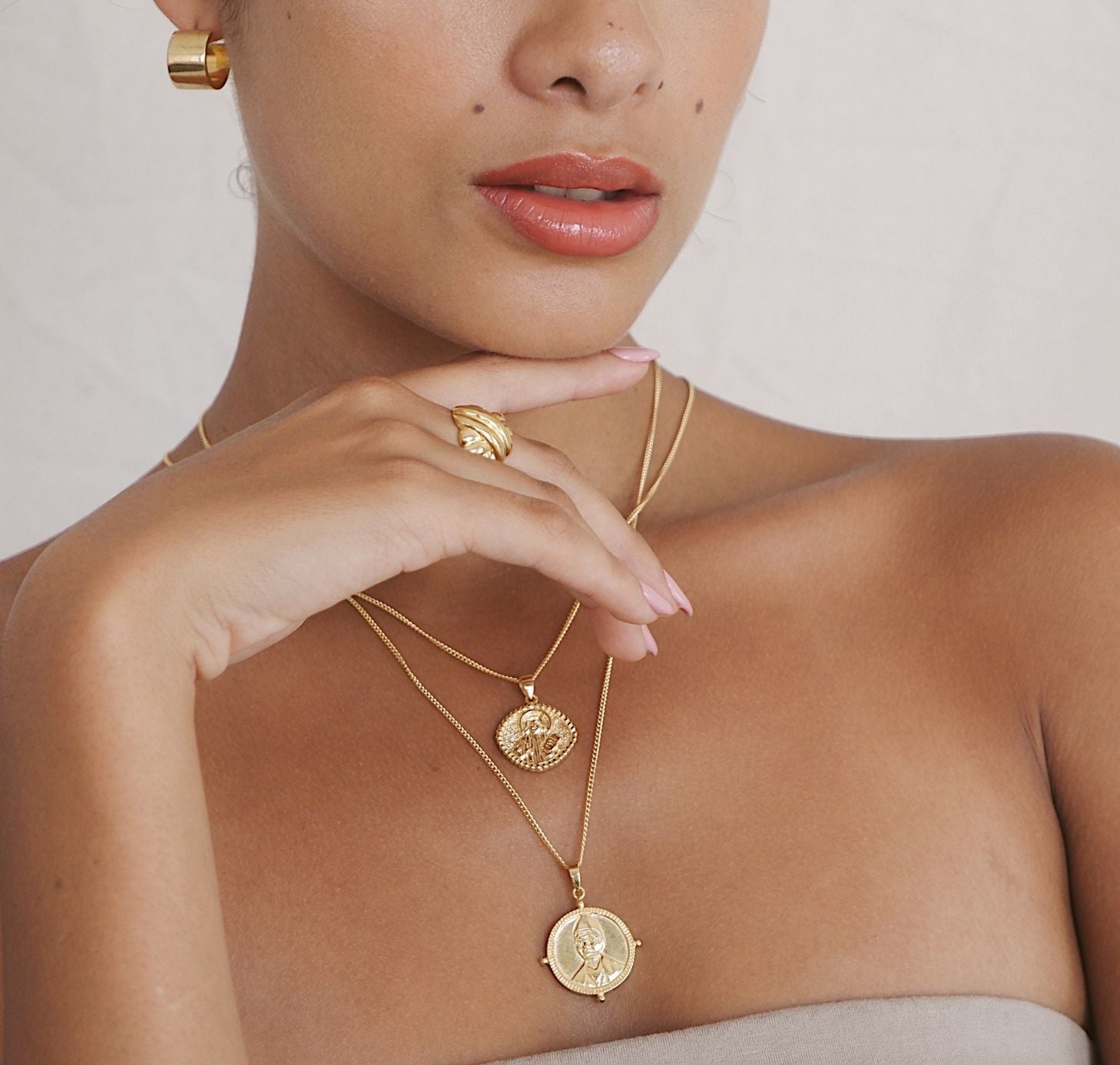 9KT SOLID GOLD - SOJOURNER 'STRENGTH' NECKLACE