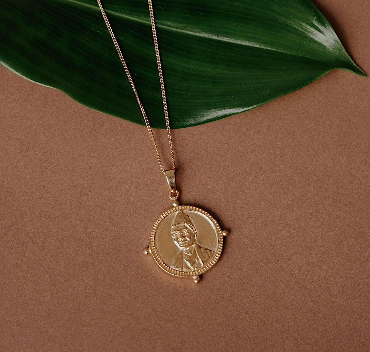 9KT SOLID GOLD - SOJOURNER 'STRENGTH' NECKLACE