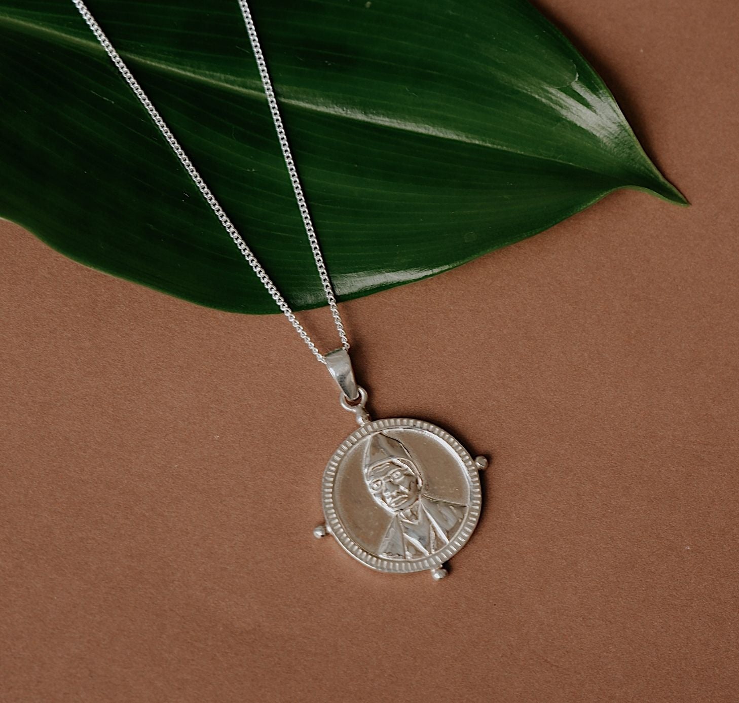 SOJOURNER 'STRENGTH' NECKLACE PENDANT - SILVER