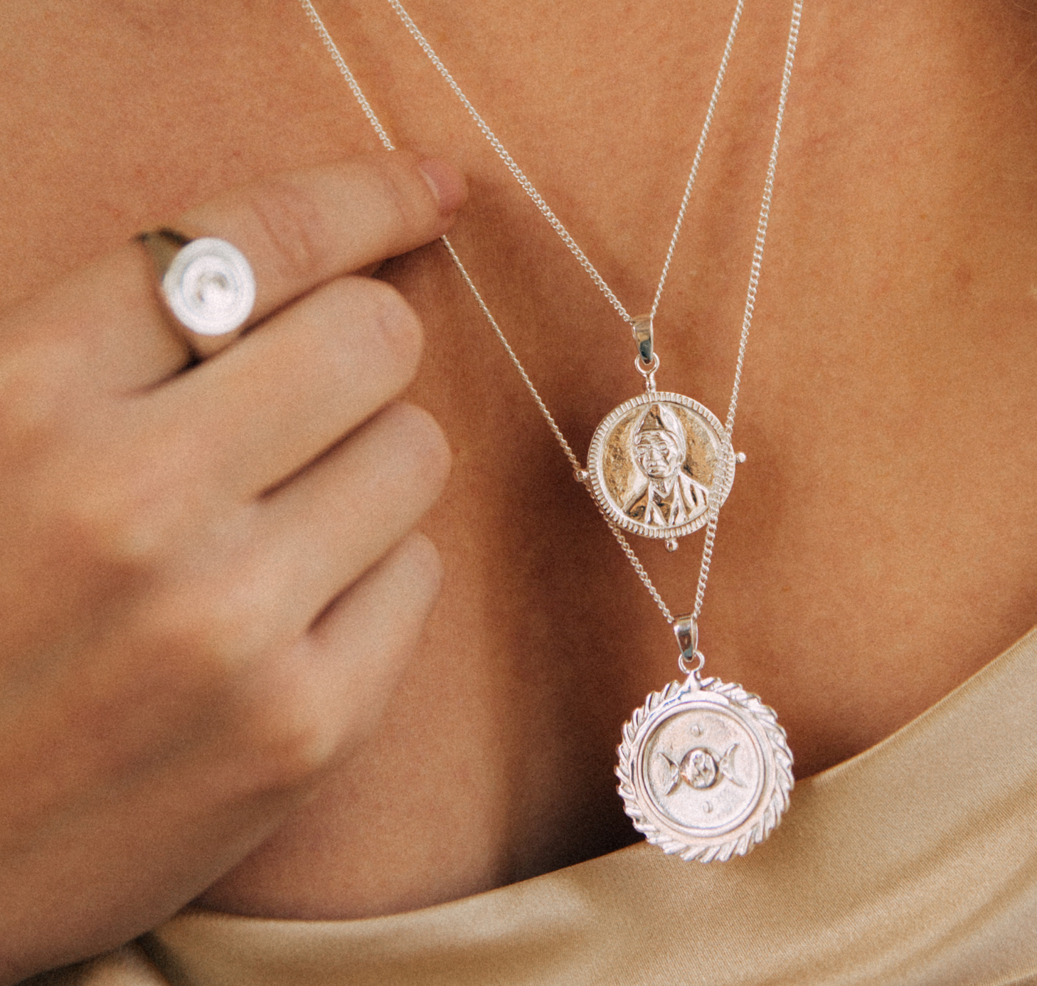 SOJOURNER 'STRENGTH' NECKLACE PENDANT - SILVER