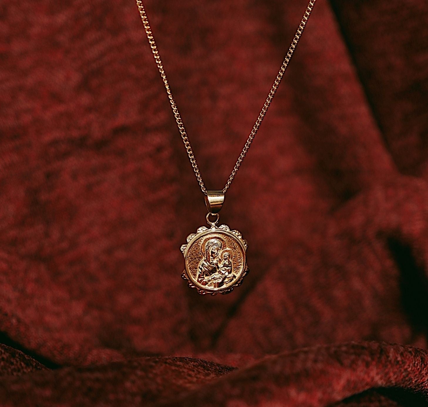 St Anne - Patron Saint of Mothers, Grandmothers & Educators - Gold