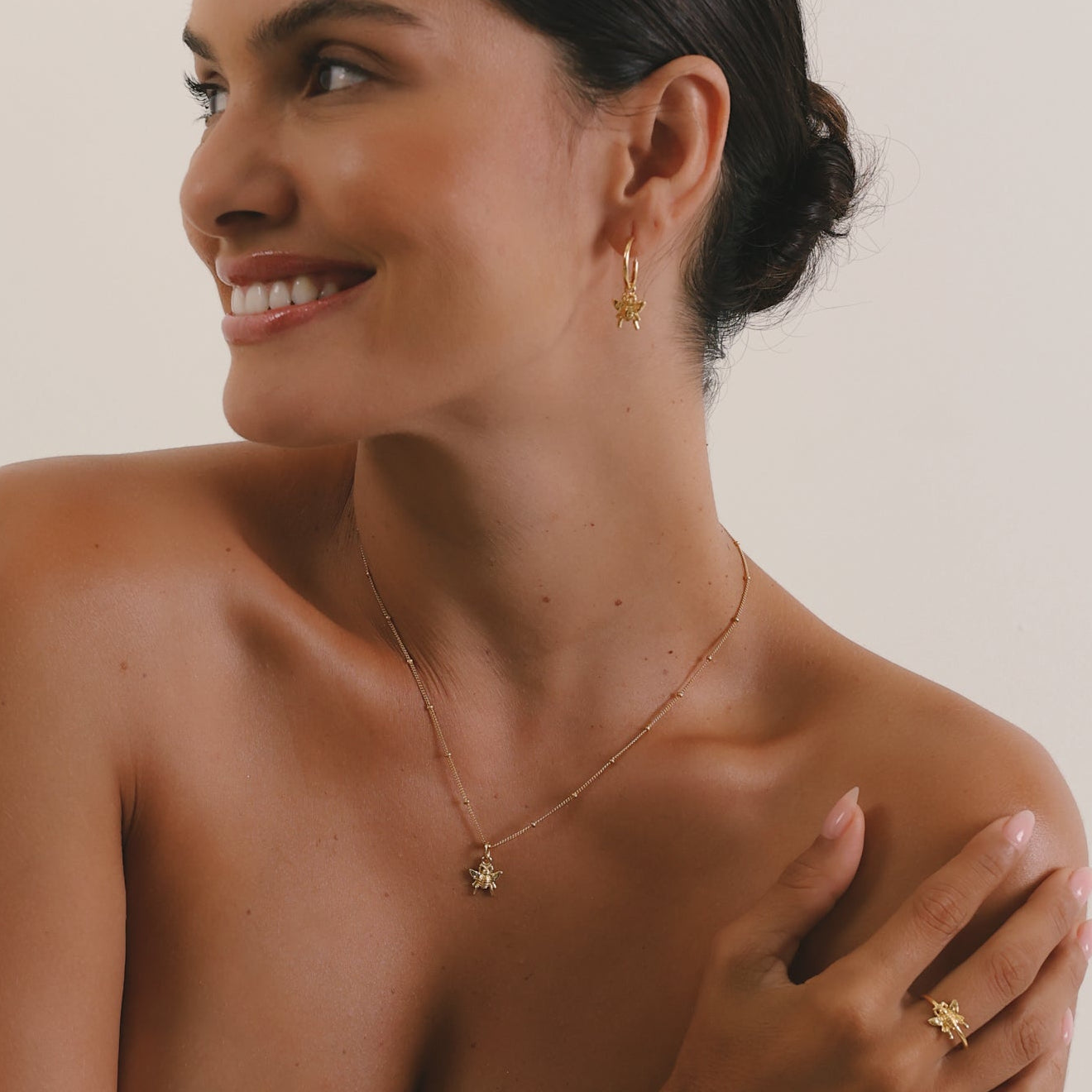 Honey Bee Ring (Strength & Resilience) - Gold