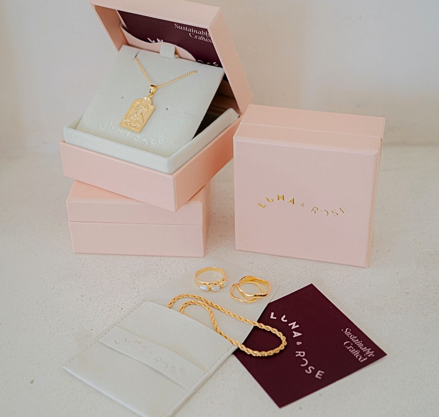 Luna and Rose jewelry packaging two colors