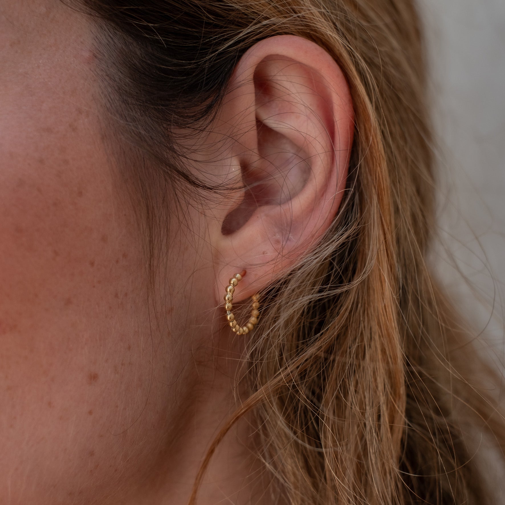Central Park Dotty Earrings 10mm - Gold