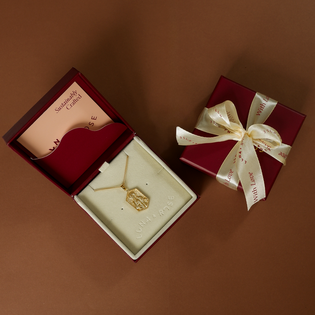 St Dwynwen - Saint of Love pendant gold in packaging Luna and Rose