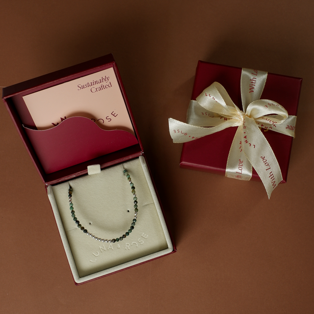 The Valley Necklace Silver in Packaging Luna and Rose