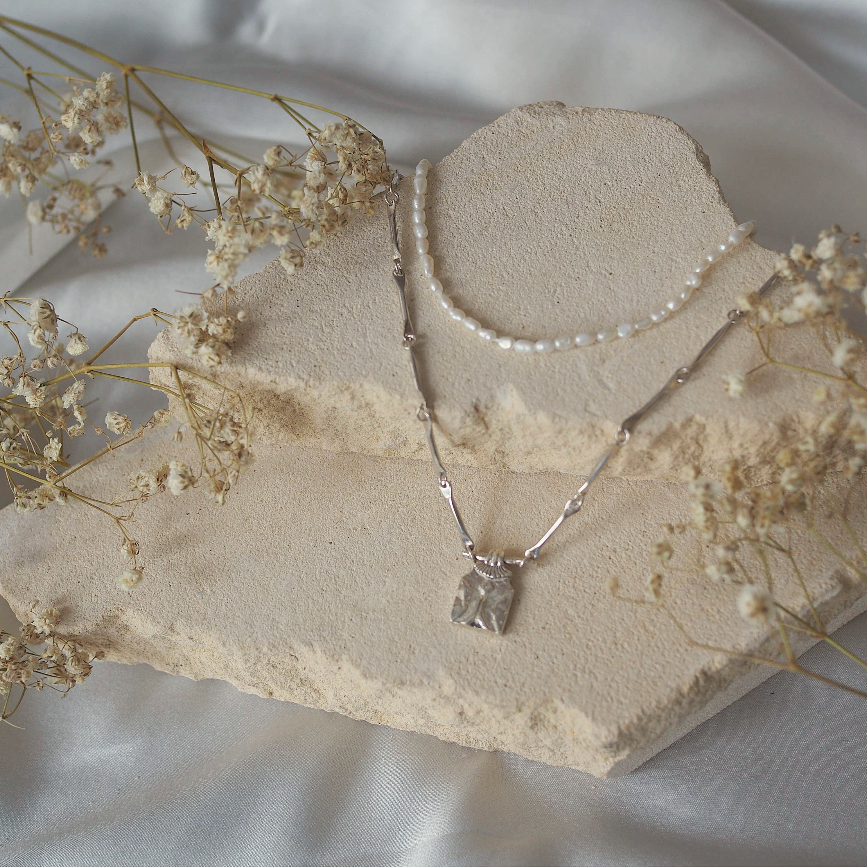 Balance Necklace (Reversible) - Silver Sustainable fashion