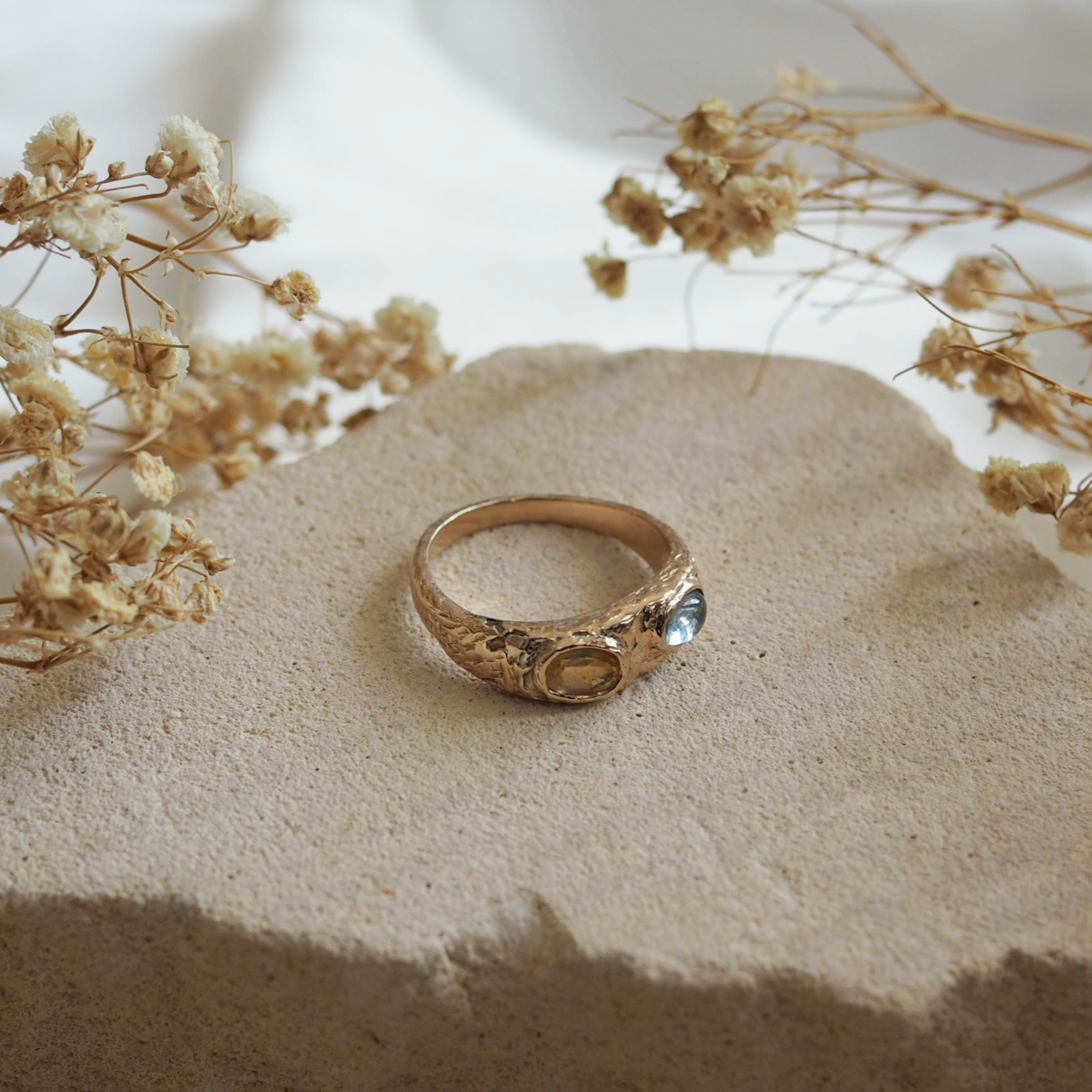 BESPOKE 9KT GOLD Ziggy Ring - 1 Stone