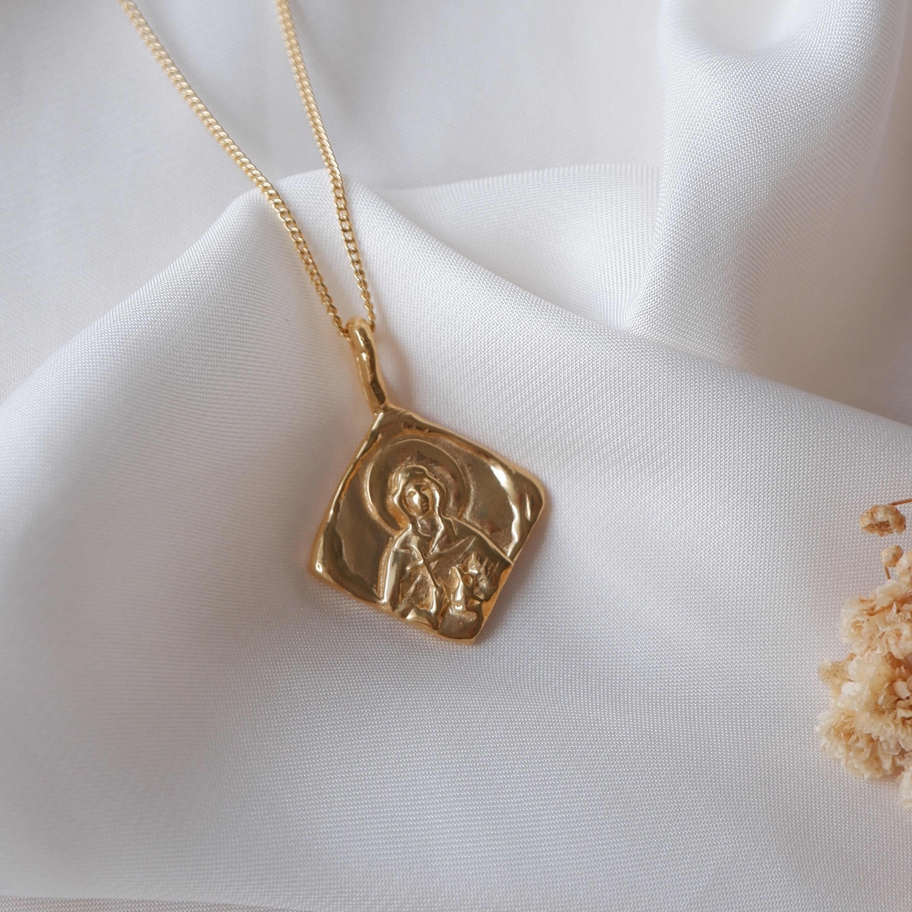 St Martha - Patron Saint of Cooking & Devoted Service Charm Only - Gold