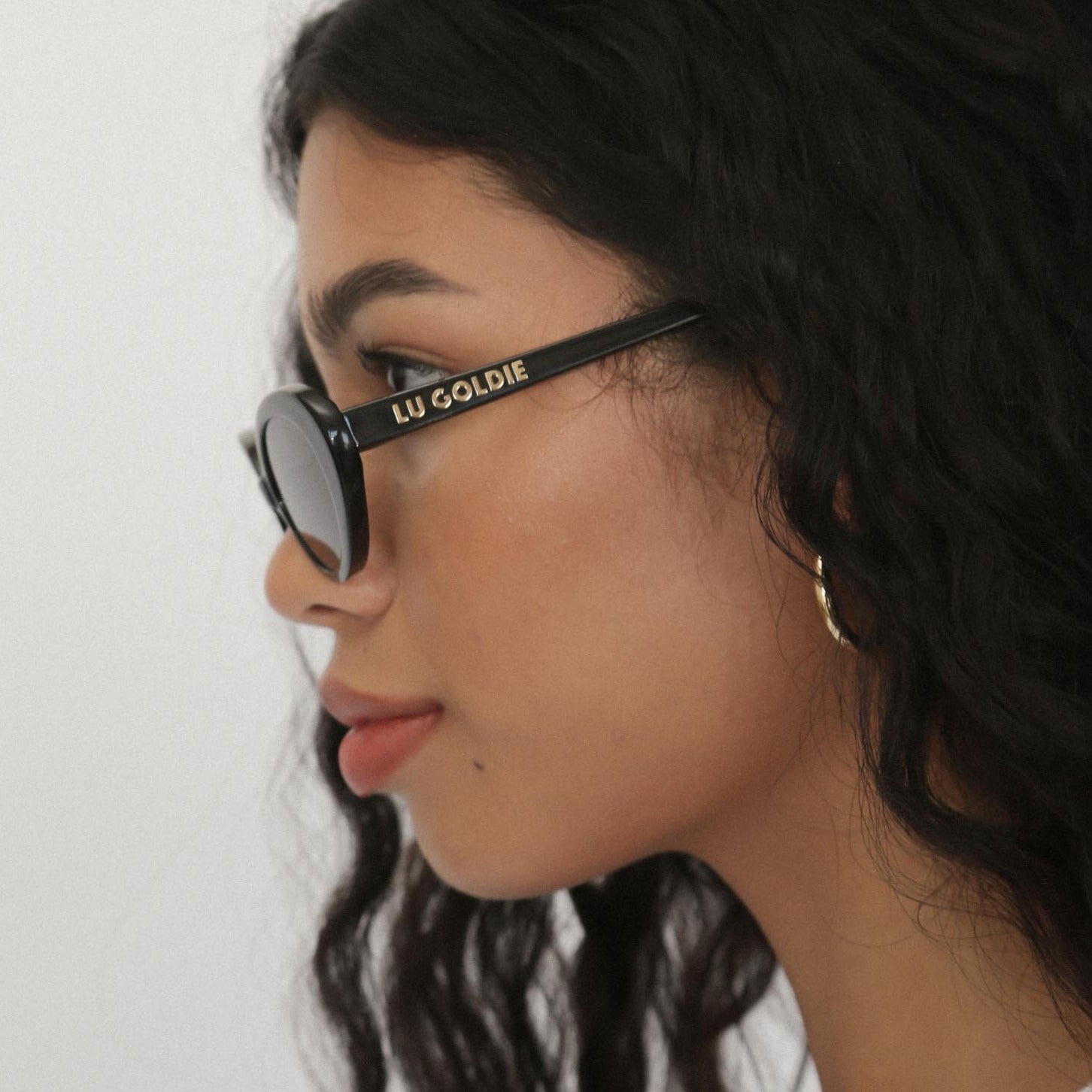 Lu Goldie Jeanne Black Sunglasses