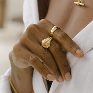 Sustainable Jewellery Tina Turner Eighties   Plaited Ring - Gold