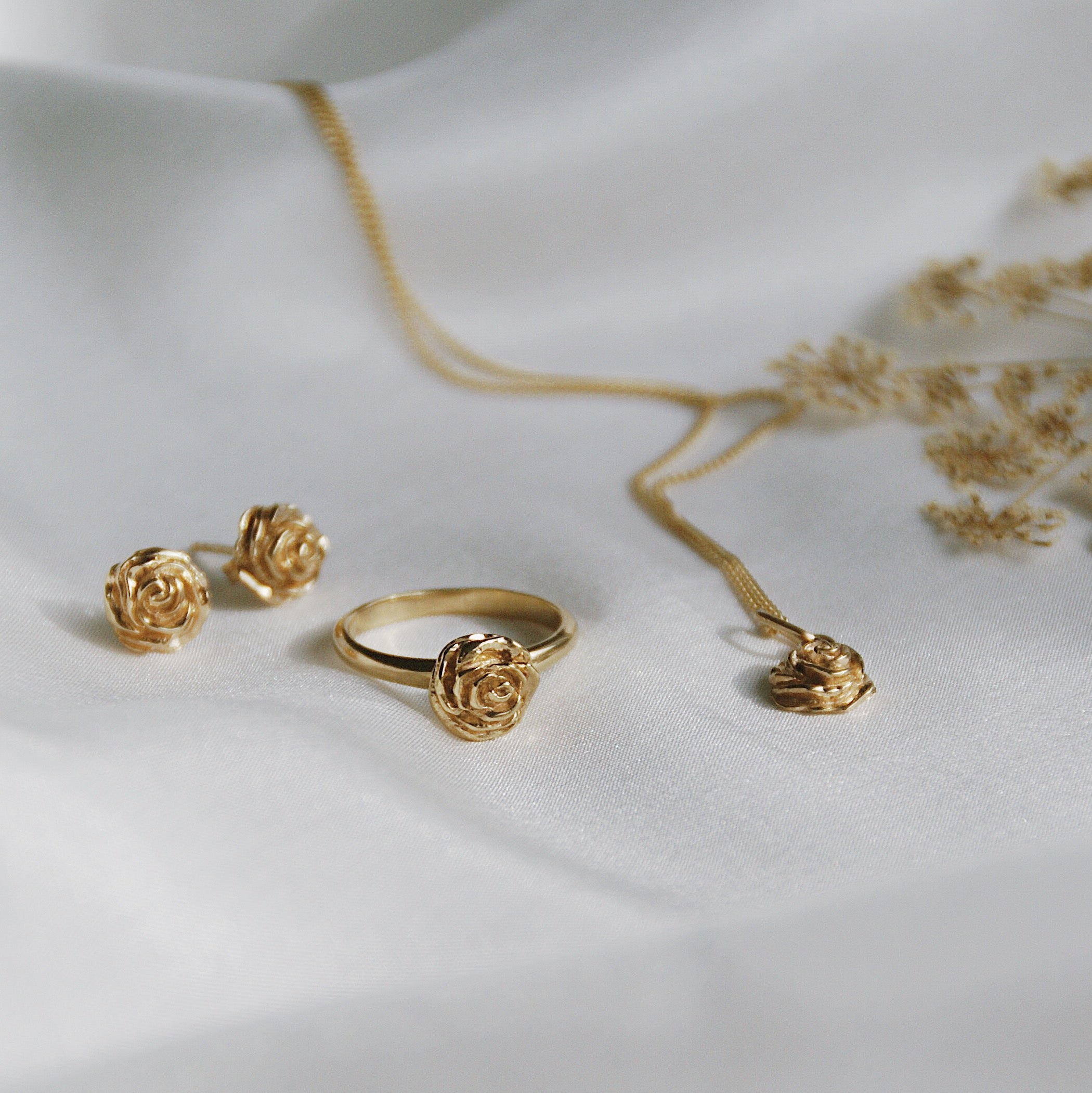 Luna & Rose Desert Rose Charm Silver & Gold