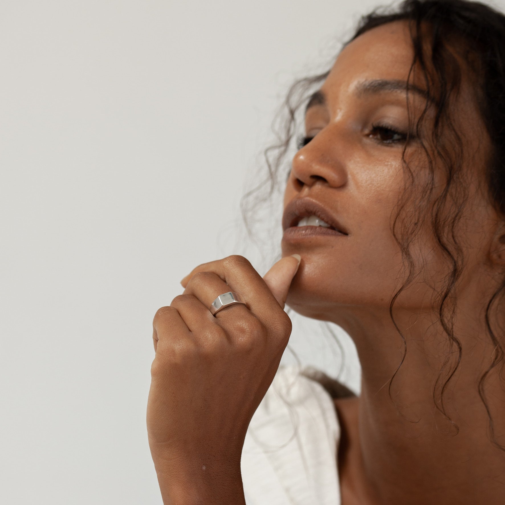 Luna & Rose Classic Square Signet Ring - Silver