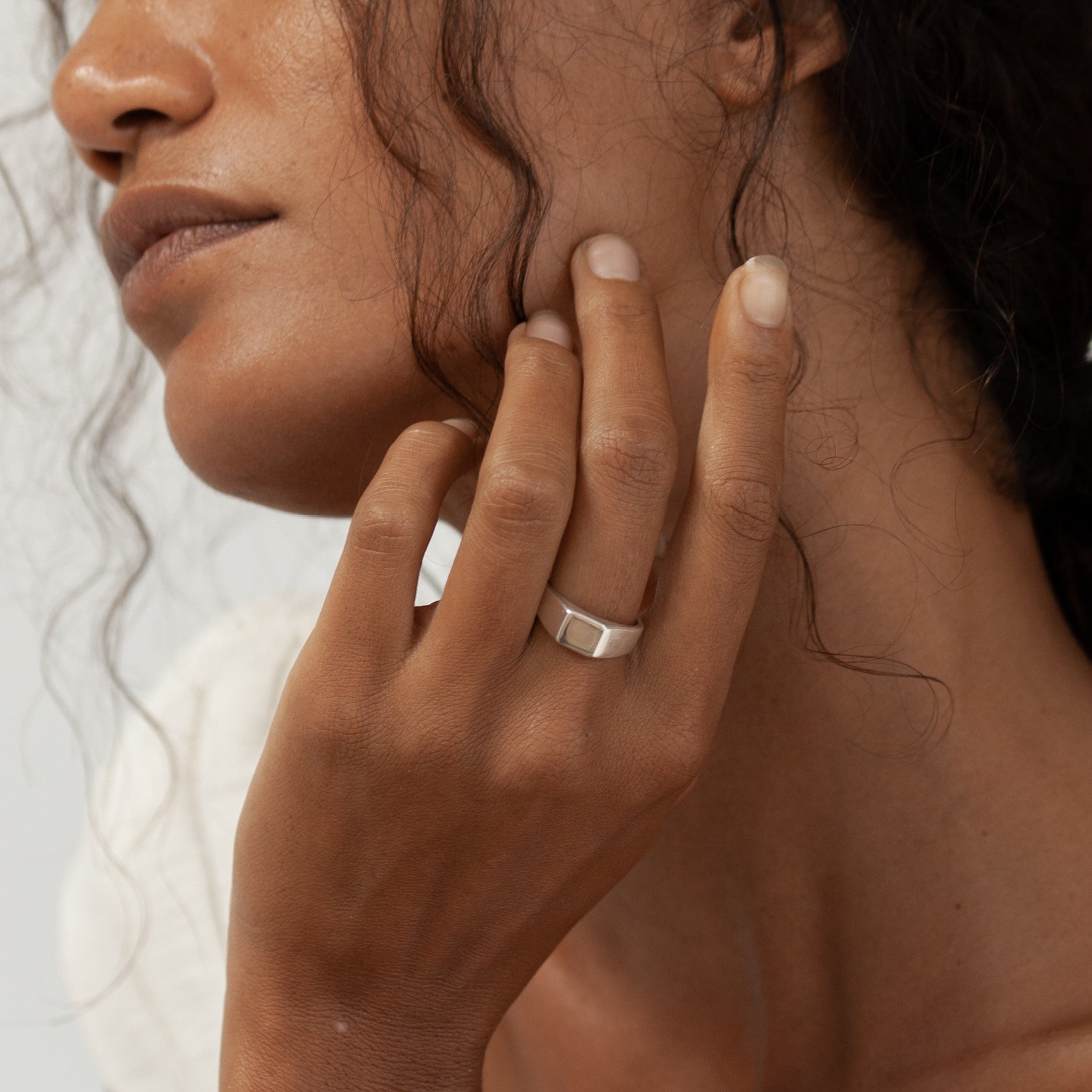 Luna & Rose Classic Square Signet Ring - Silver