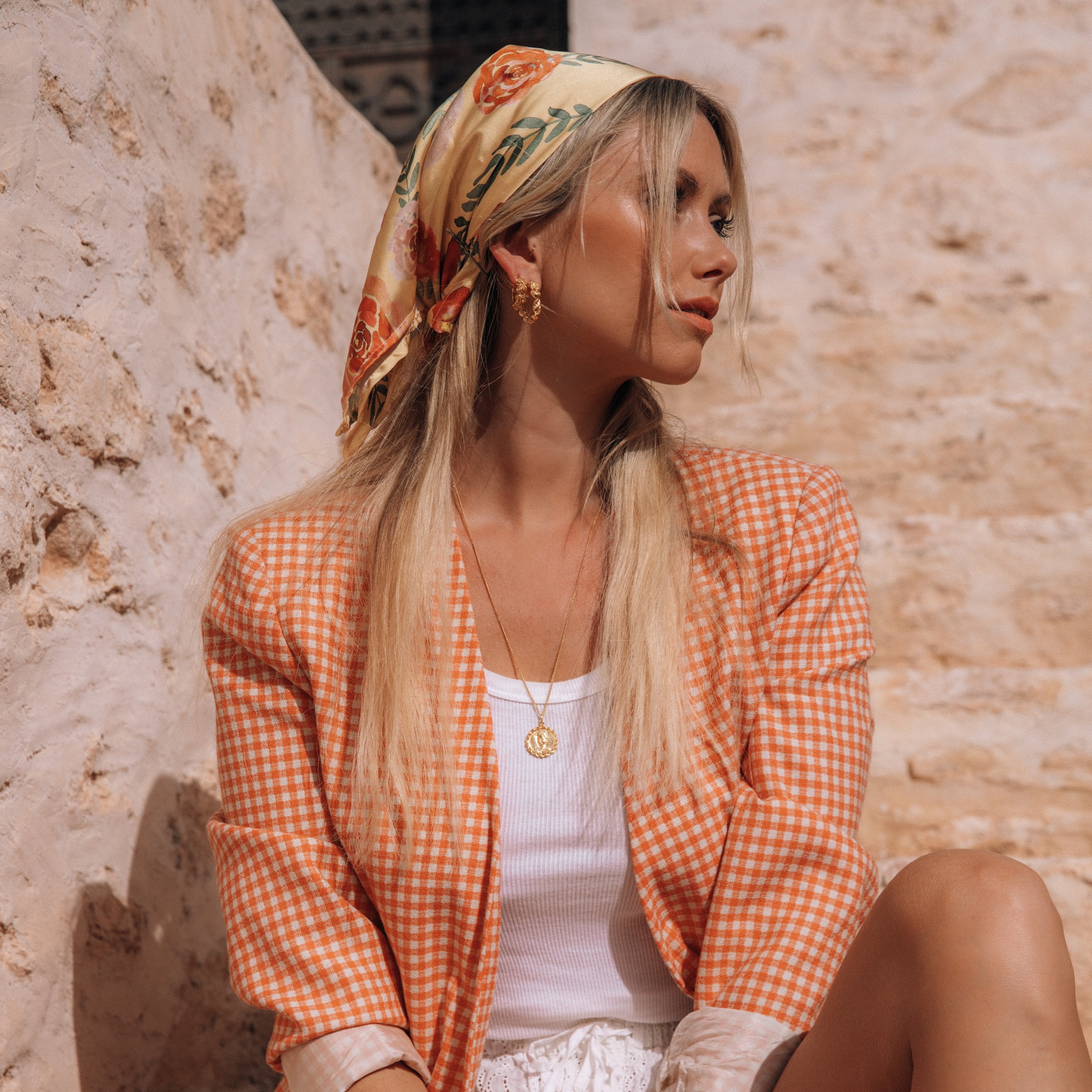 Luna & Rose FLORES NECK SCARF - SAND