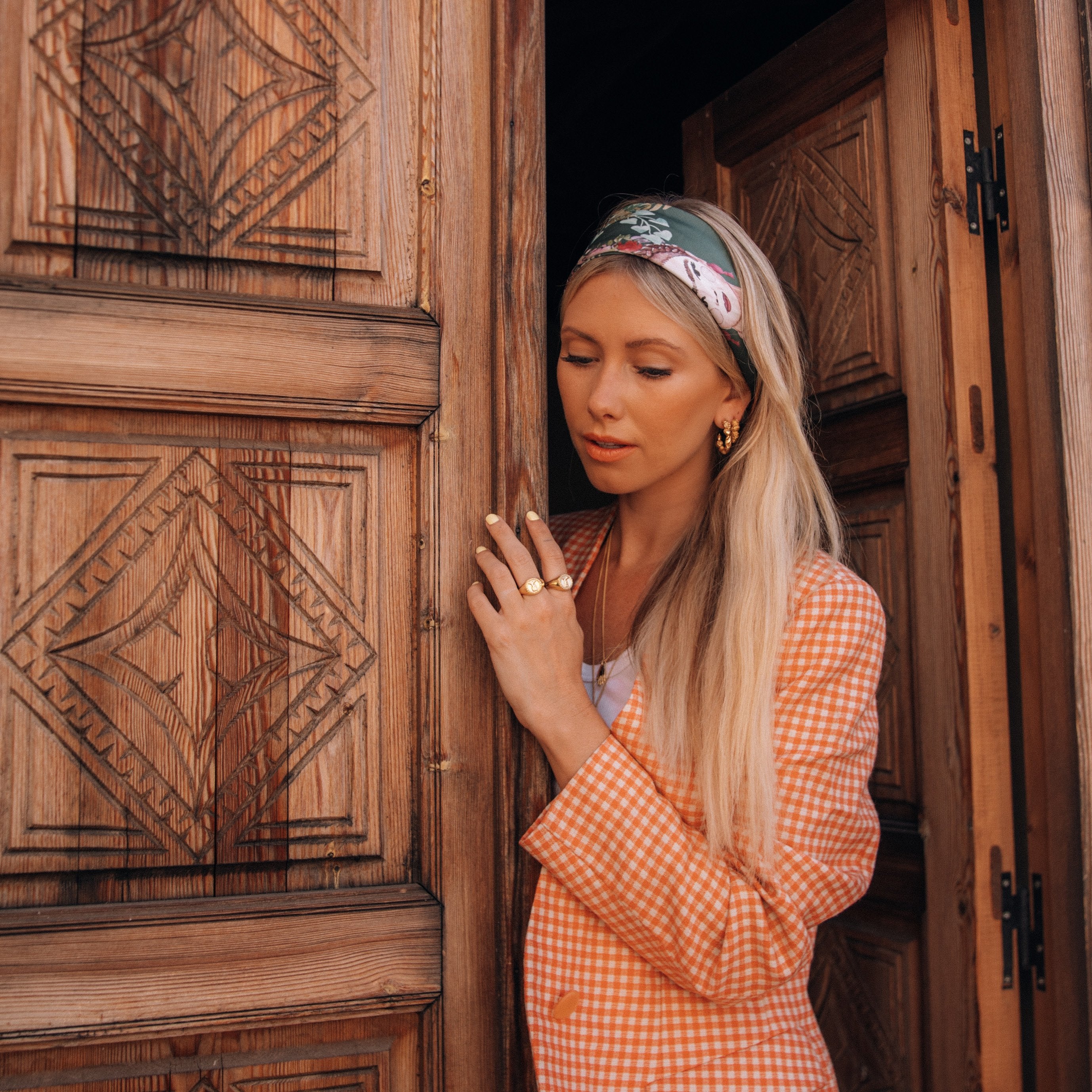 Frida 18kt Gold Frida Kahlo Signet Ring from Luna and Rose Jewellery made in Bali