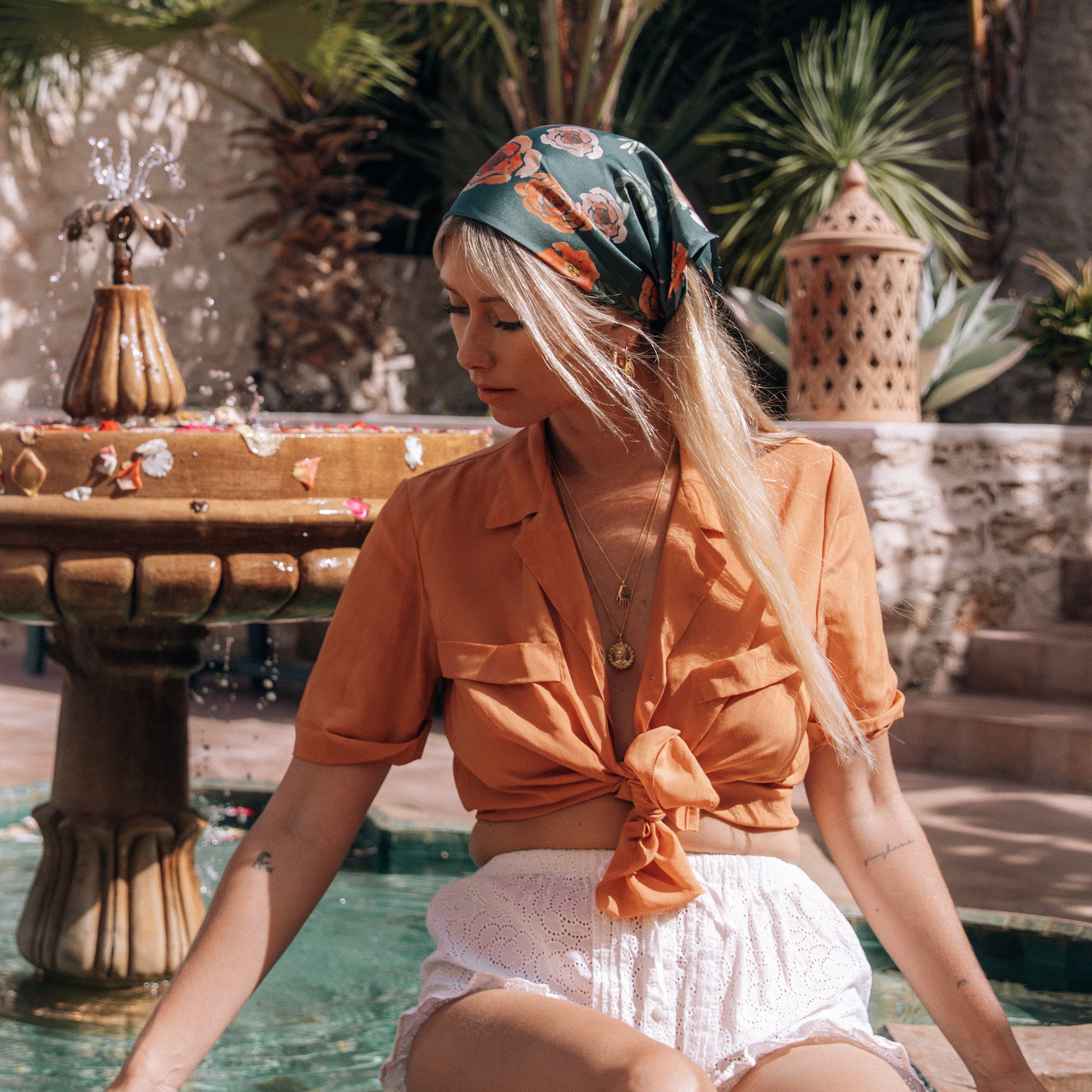 Mano Amiga Hand Necklace inspired by Frida Kahlo Luna and Rose Jewellery