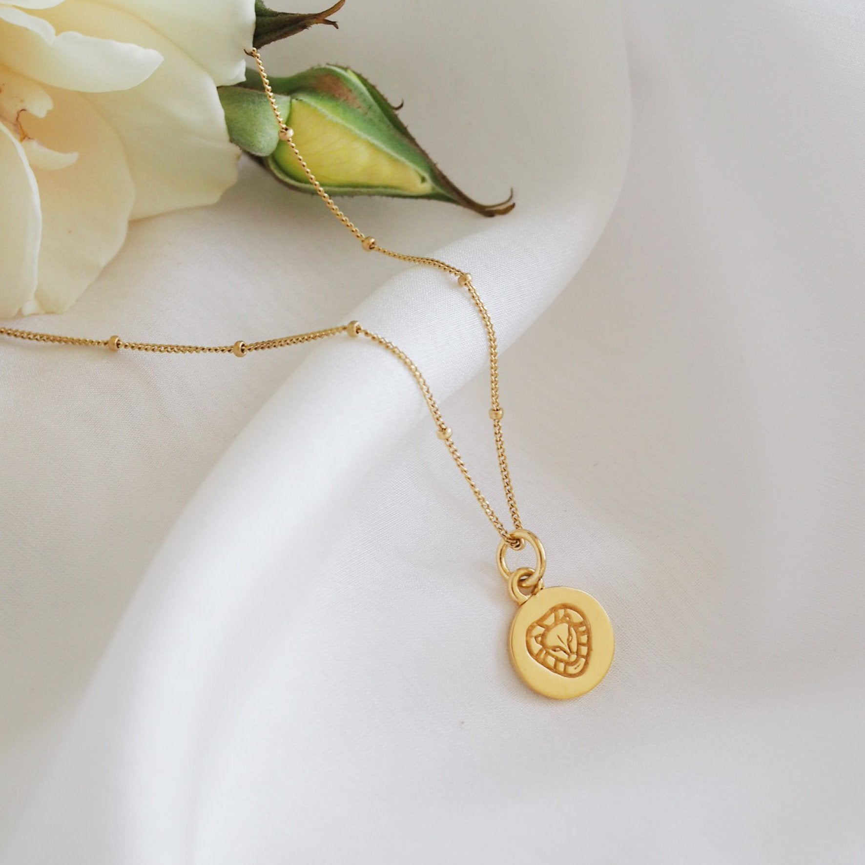 Leo Mini Zodiac Charm - Gold