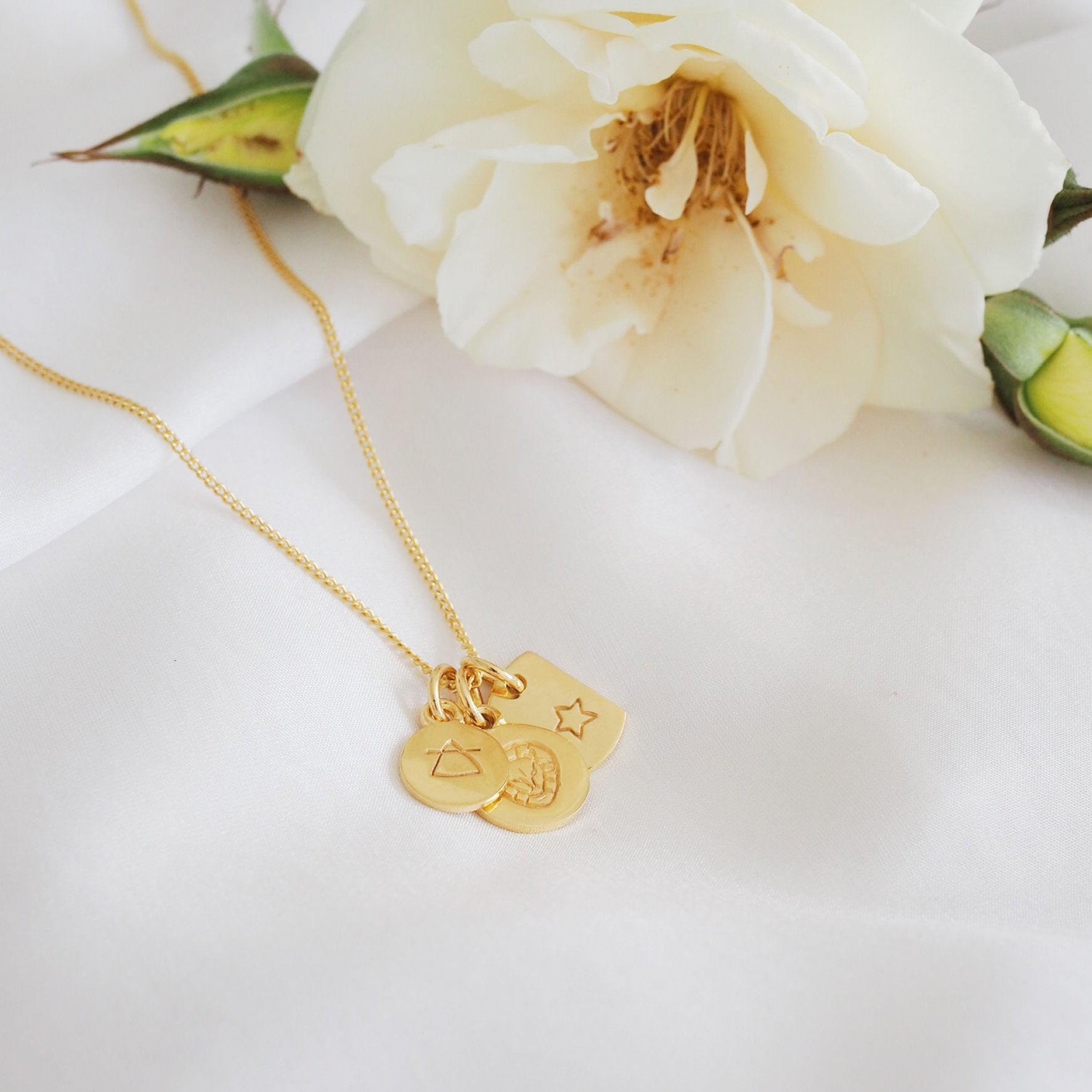 Virgo Mini Zodiac Charm - Gold