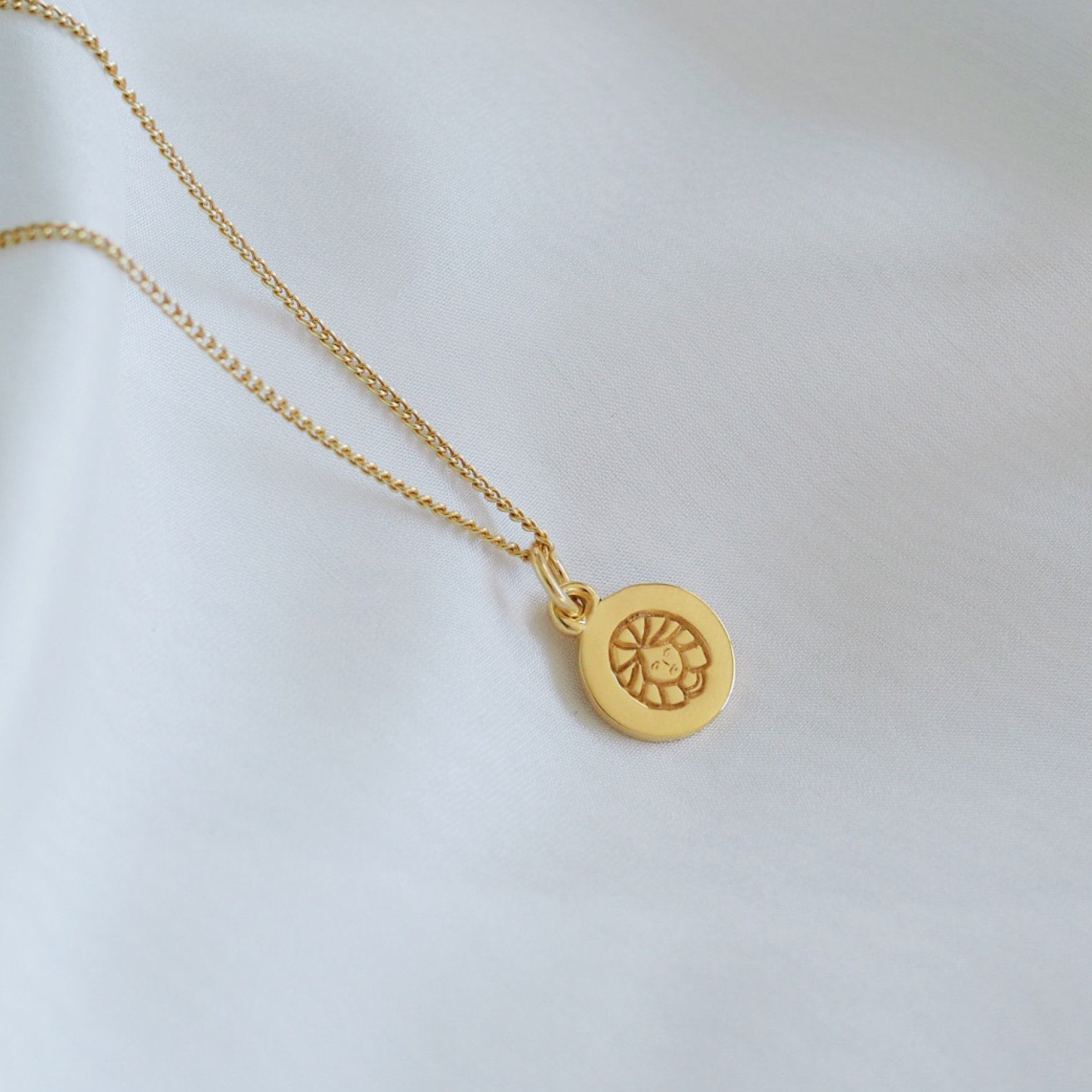Virgo Mini Zodiac Charm - Gold