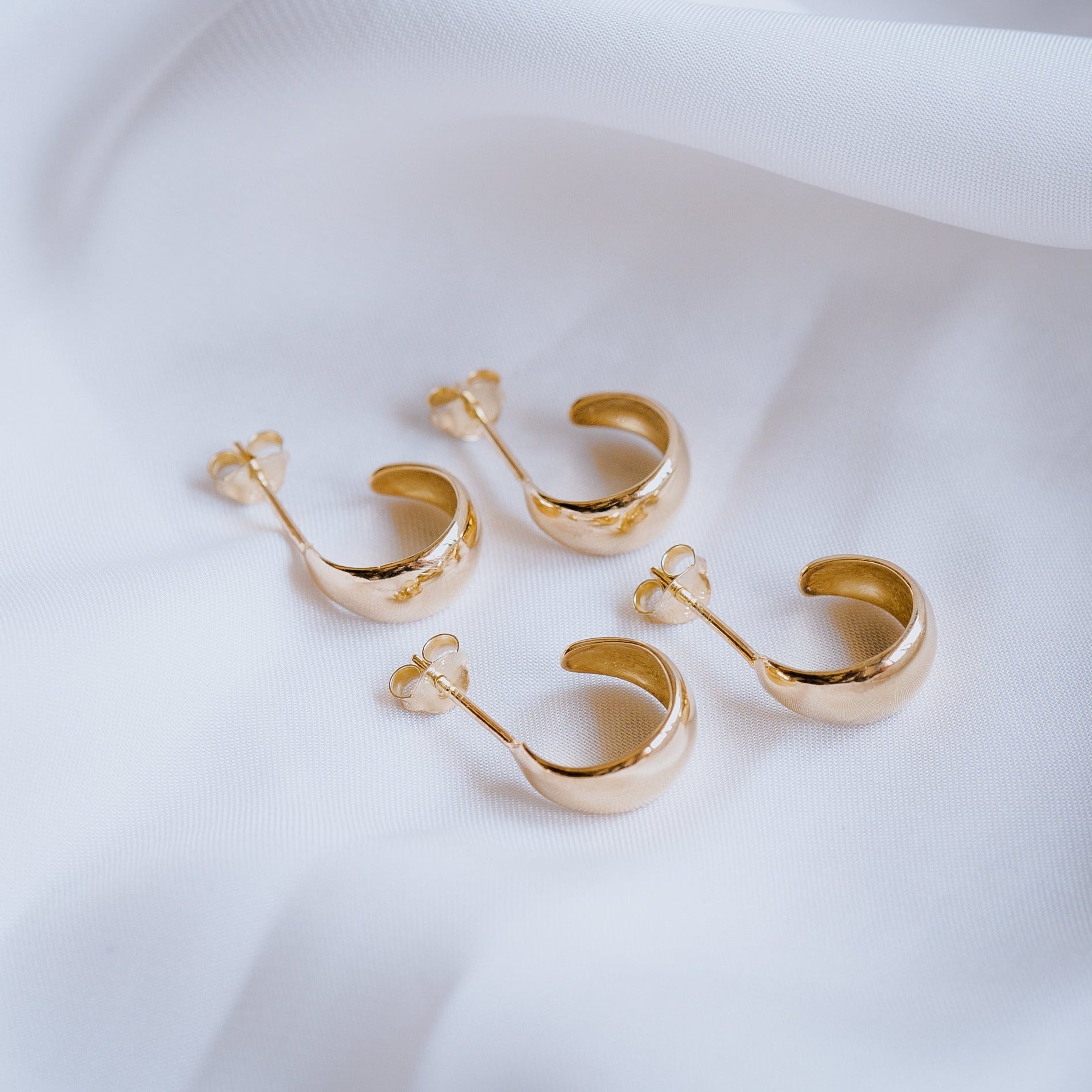 Gold Mini Ulu Hoop Earrings