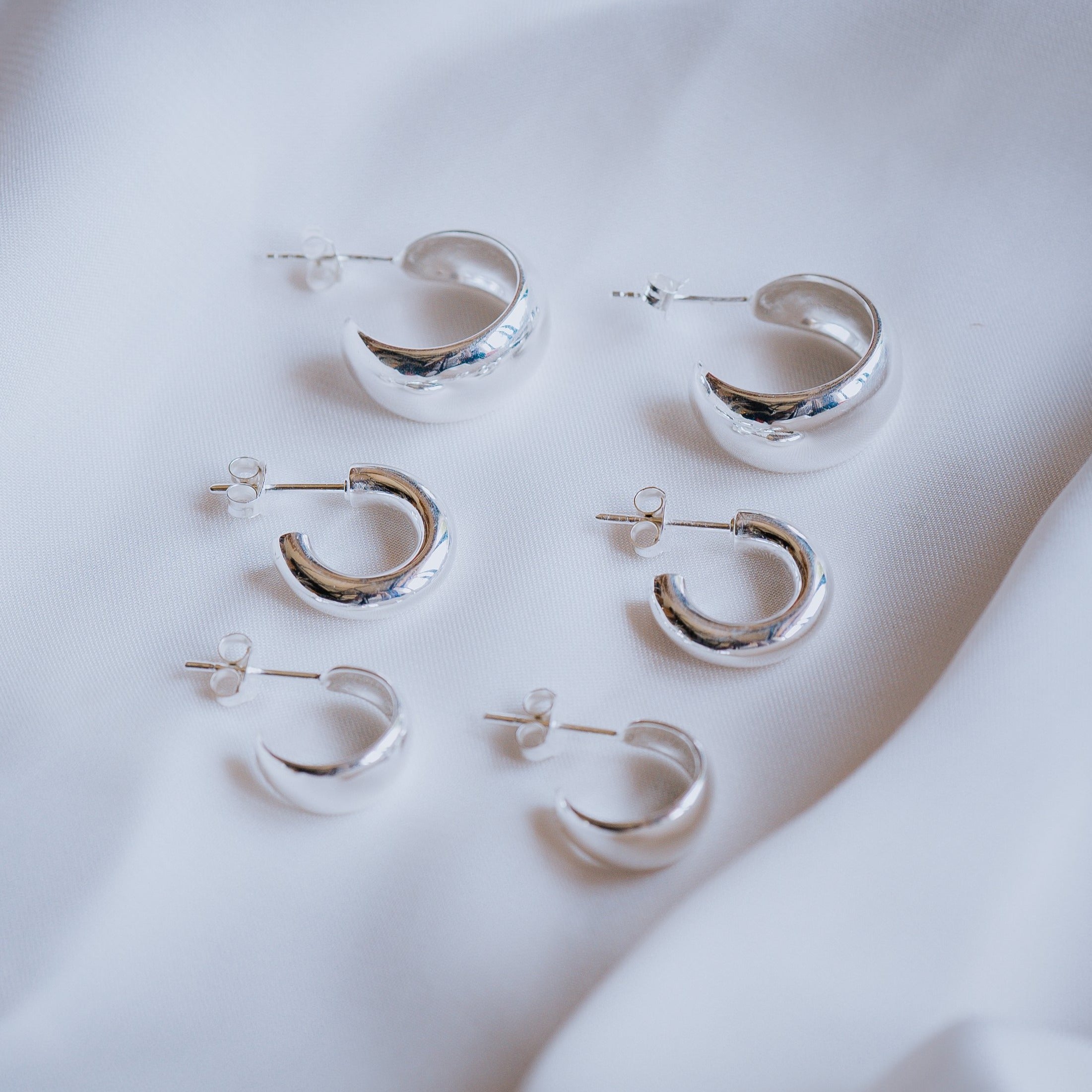 Luna & Rose Mini Ulu Hoops - Silver