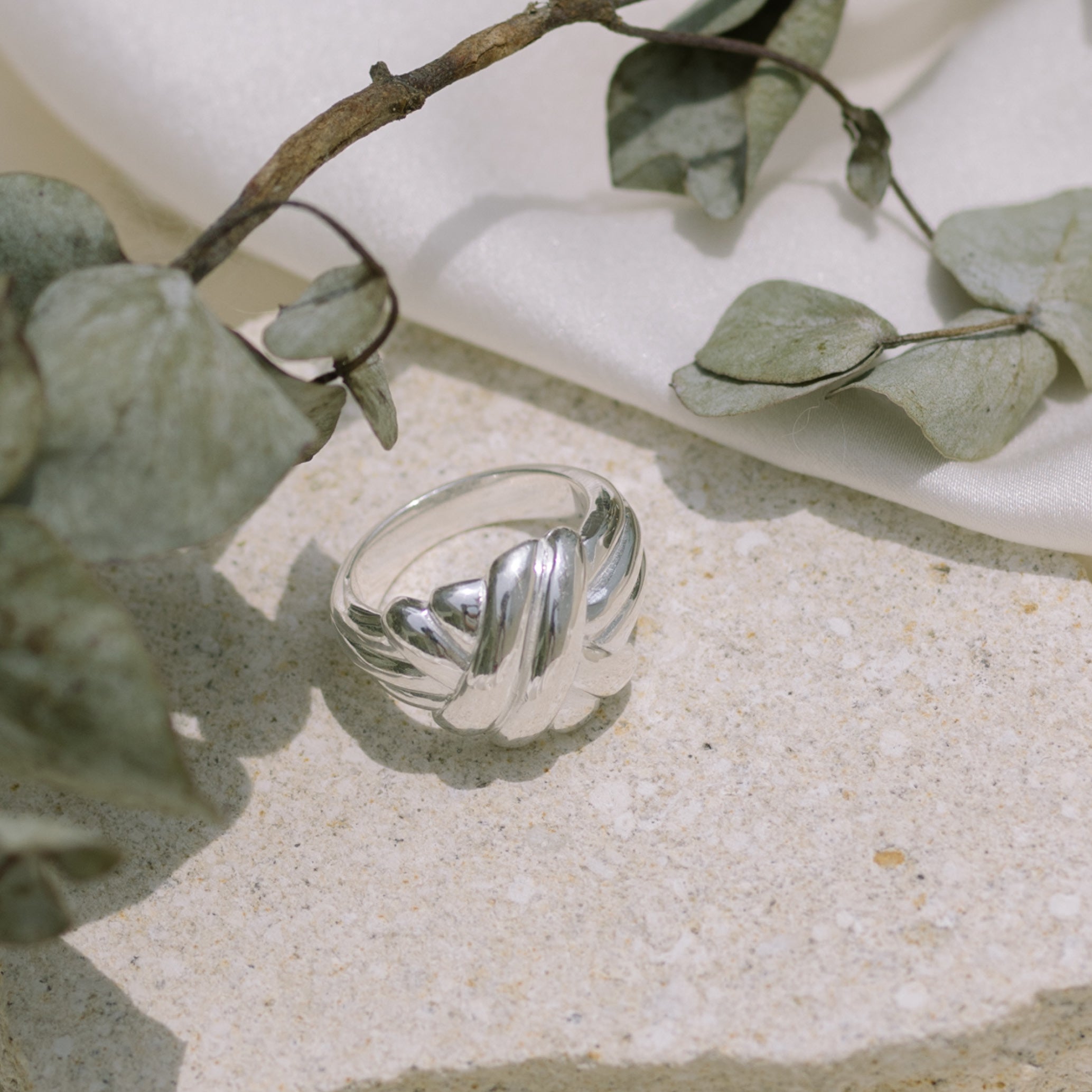 Tina Turner Plaited Ring - Silver