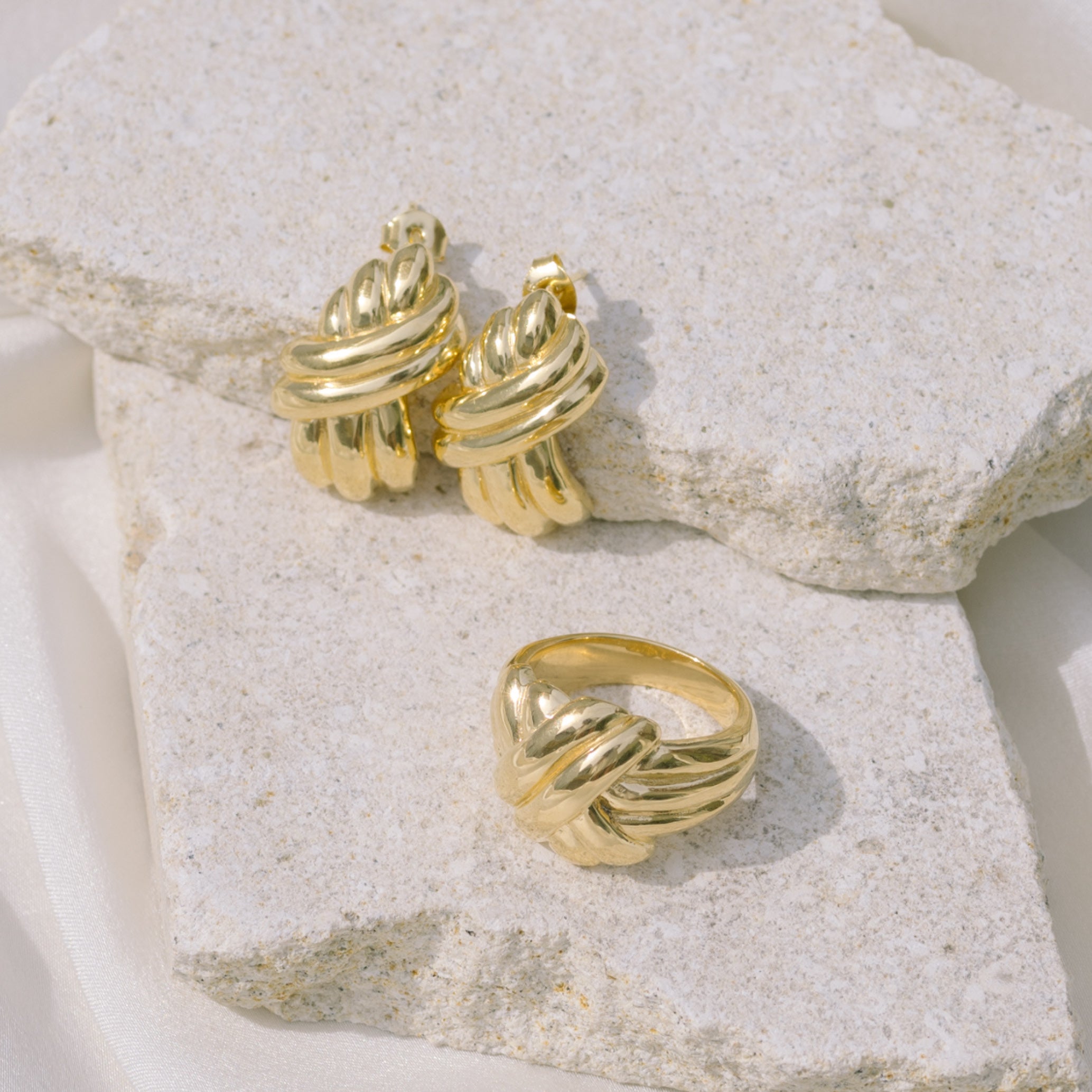 Tina Turner Plaited Earrings - Gold