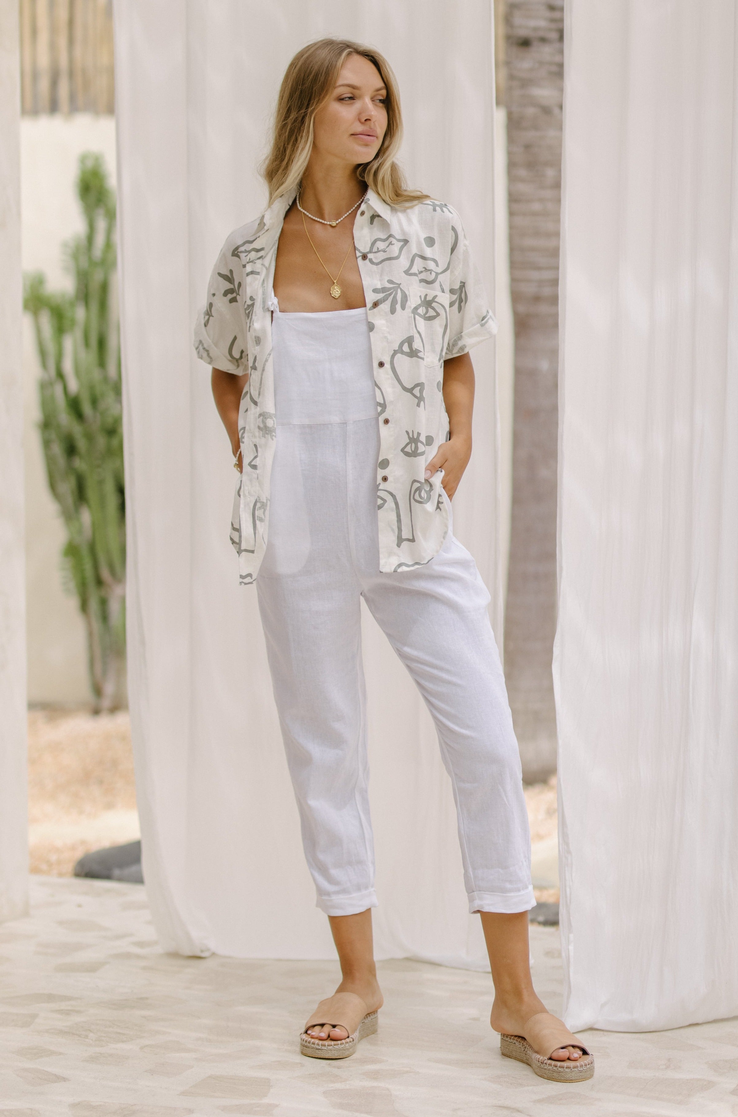 Luna & Rose Printed Plant Eyes Short Sleeve Shirt