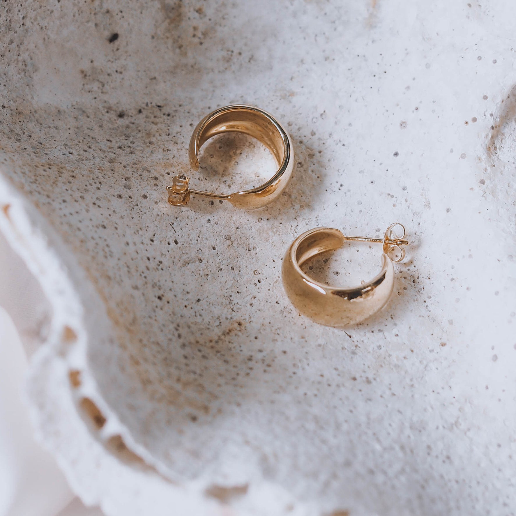 9kt Solid Gold Earrings