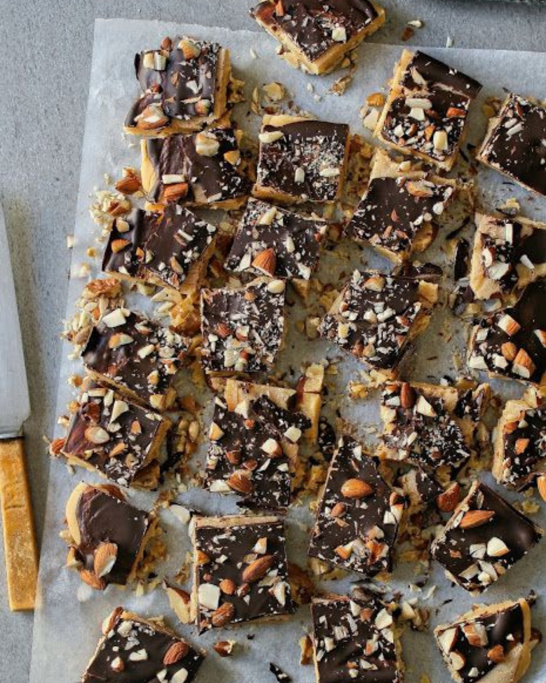 MOREISH HEALTHY CHOC CASHEW SLICE