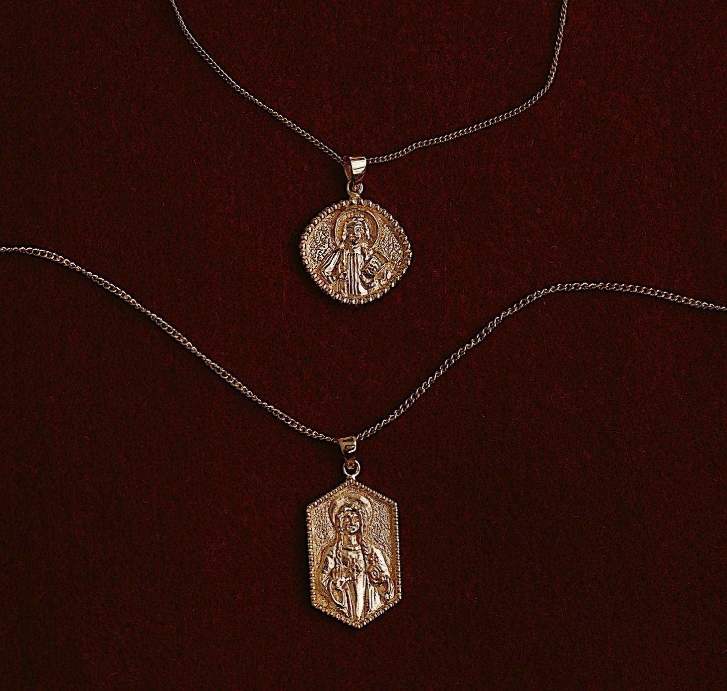 9KT SOLID GOLD - St John - Patron Saint of Love & Friendships