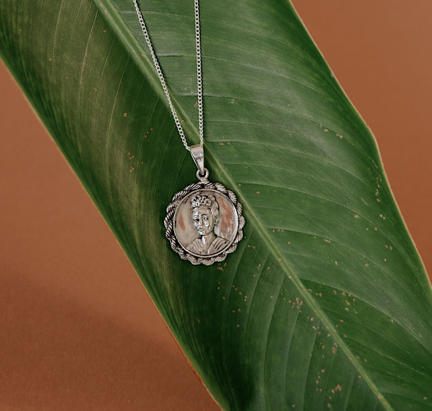 MAGDALENA NECKLACE - SILVER