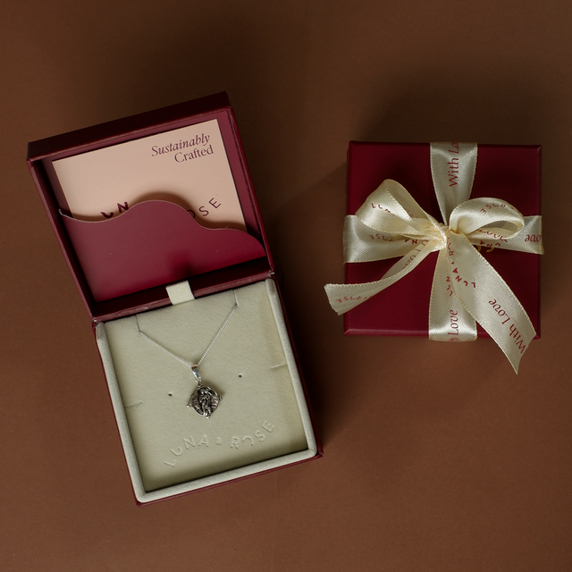 Aphrodite Necklace for Love -  Silver