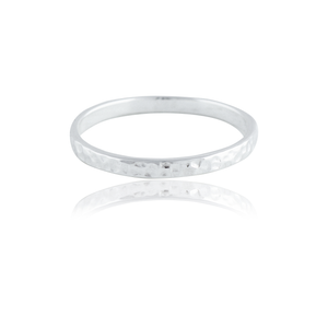 MOMA Hammered Ring 2mm - Silver