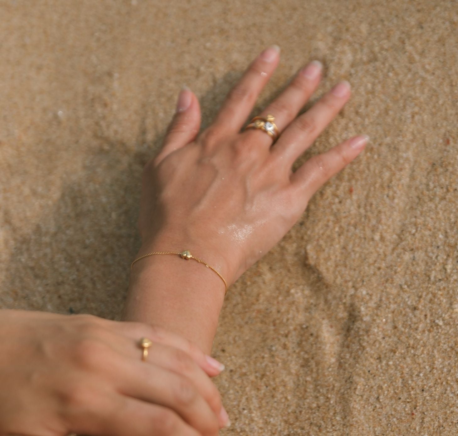 Mini Heart 'Love Puff' Bracelet - Gold by Luna & Rose