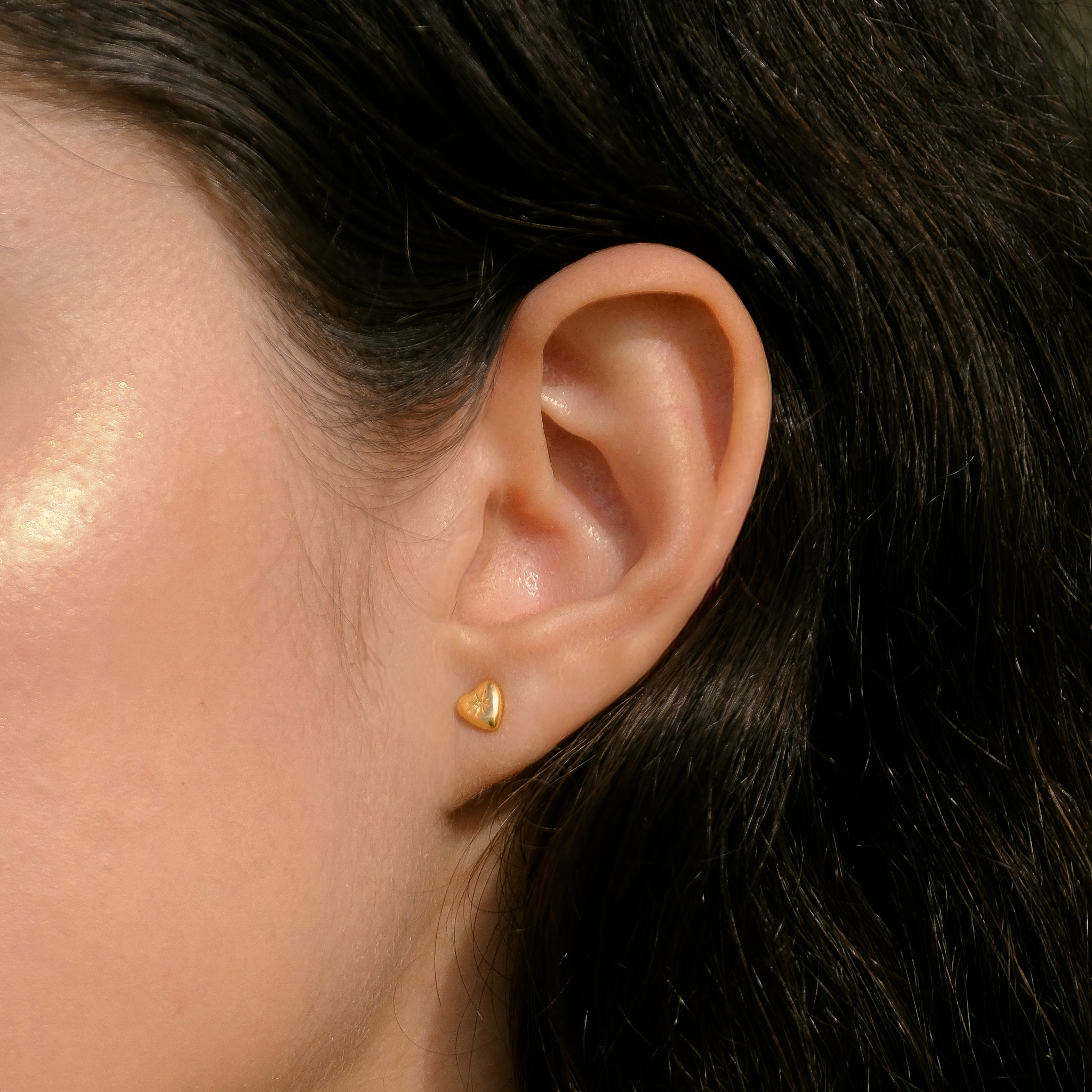Gold heart stud earring by Luna & Rose