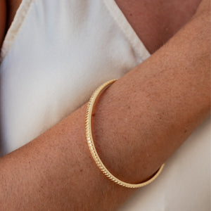 The MET Stripe Bracelet - Gold 4 mm