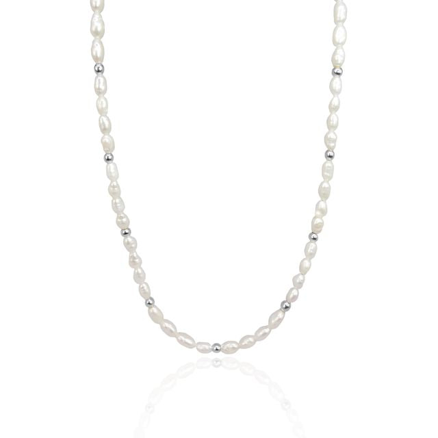 The Remi Necklace - Silver in white reflection