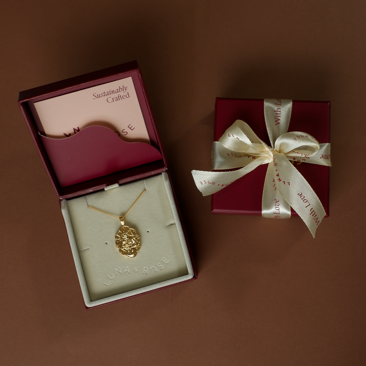 Vincent de paul in packaging luna and rose