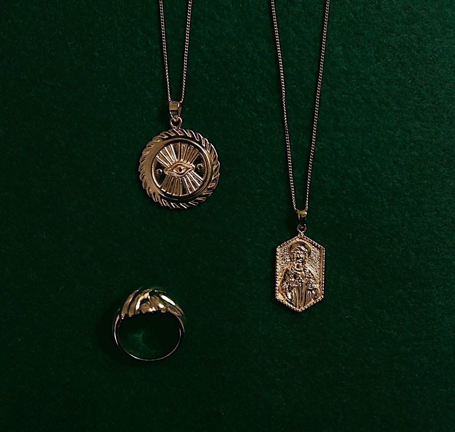 jewelry gold flat lay  in green fabric