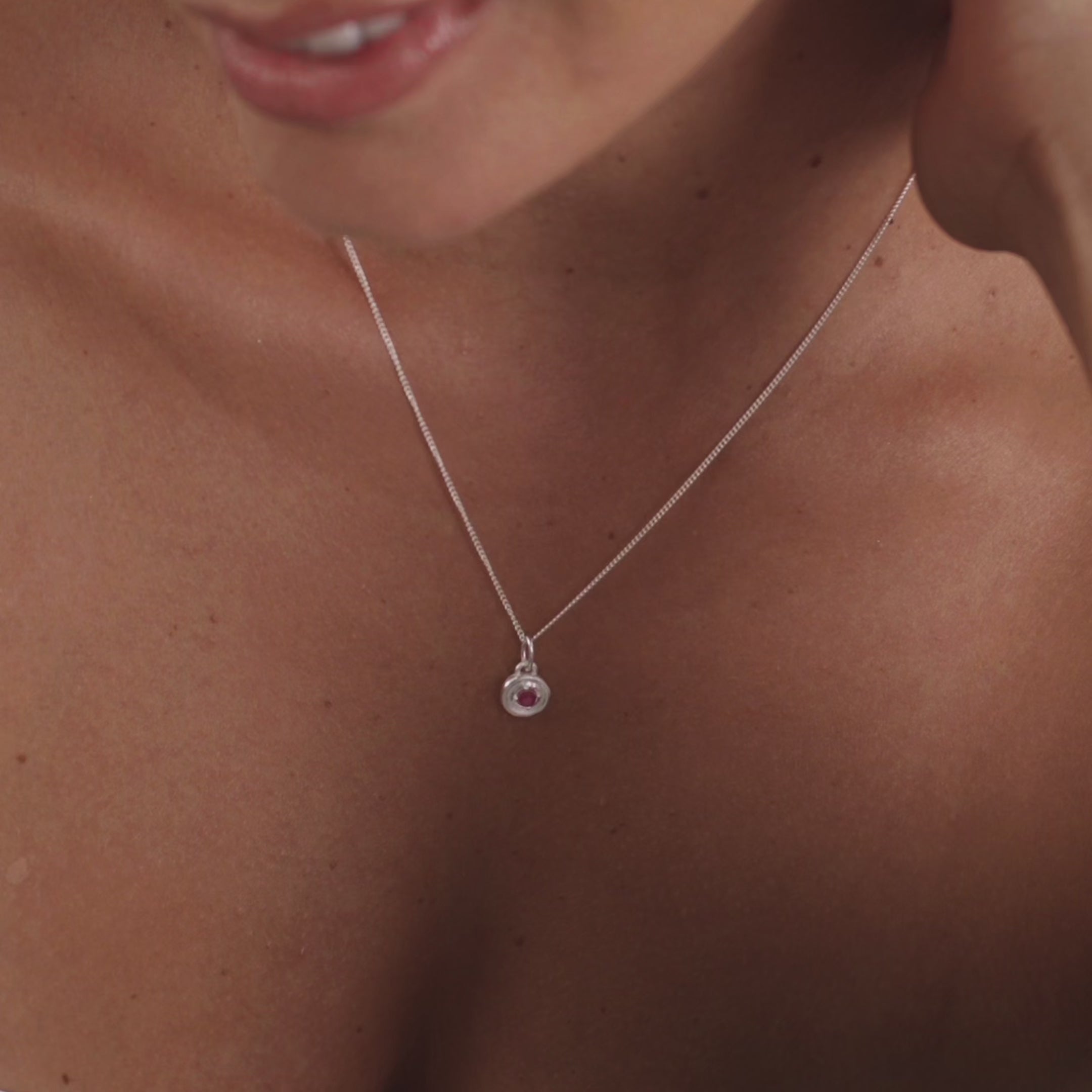 video juin birthstone ruby silver 