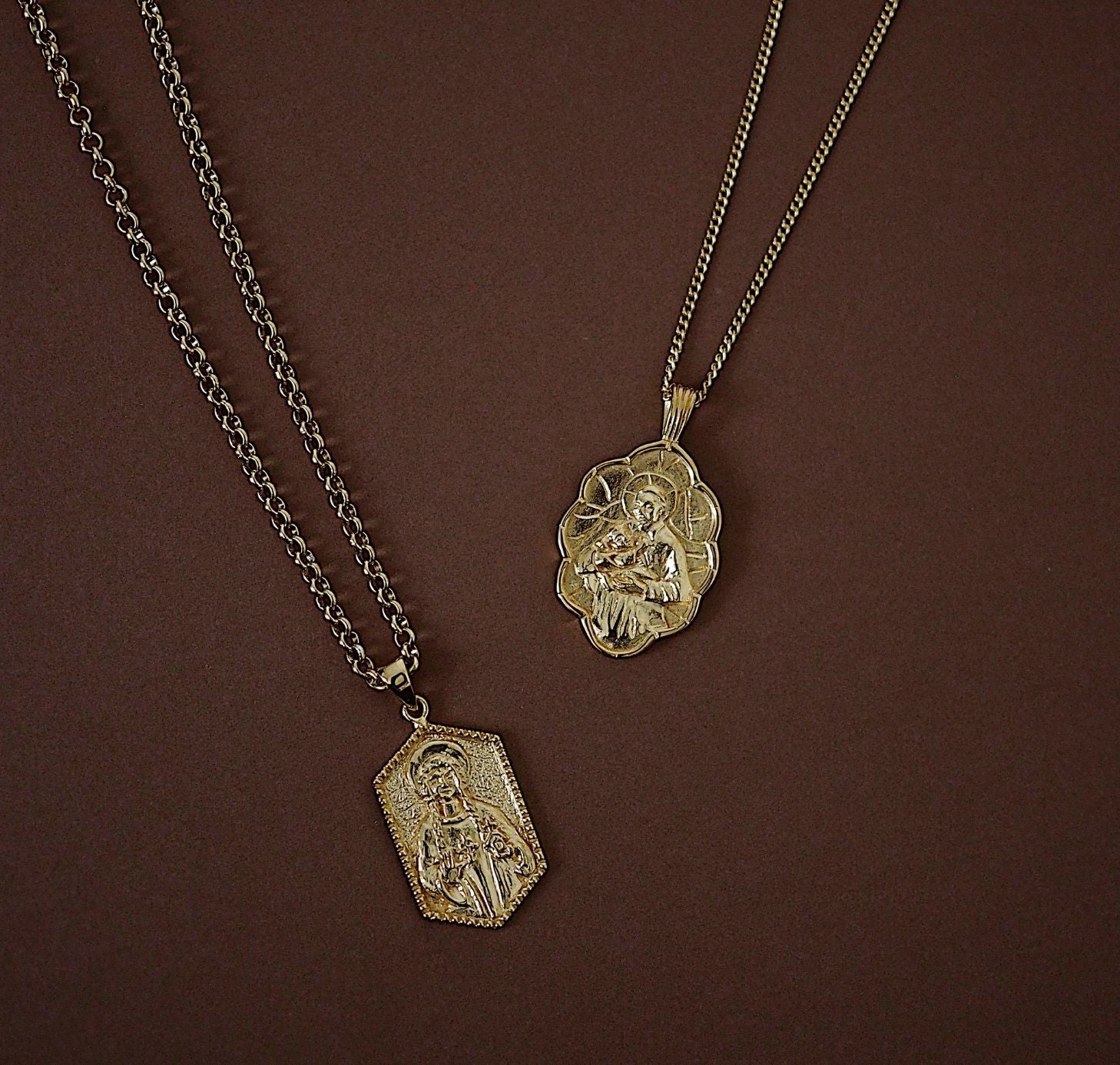 vincent de paul and St dwynwen
neckalce gold