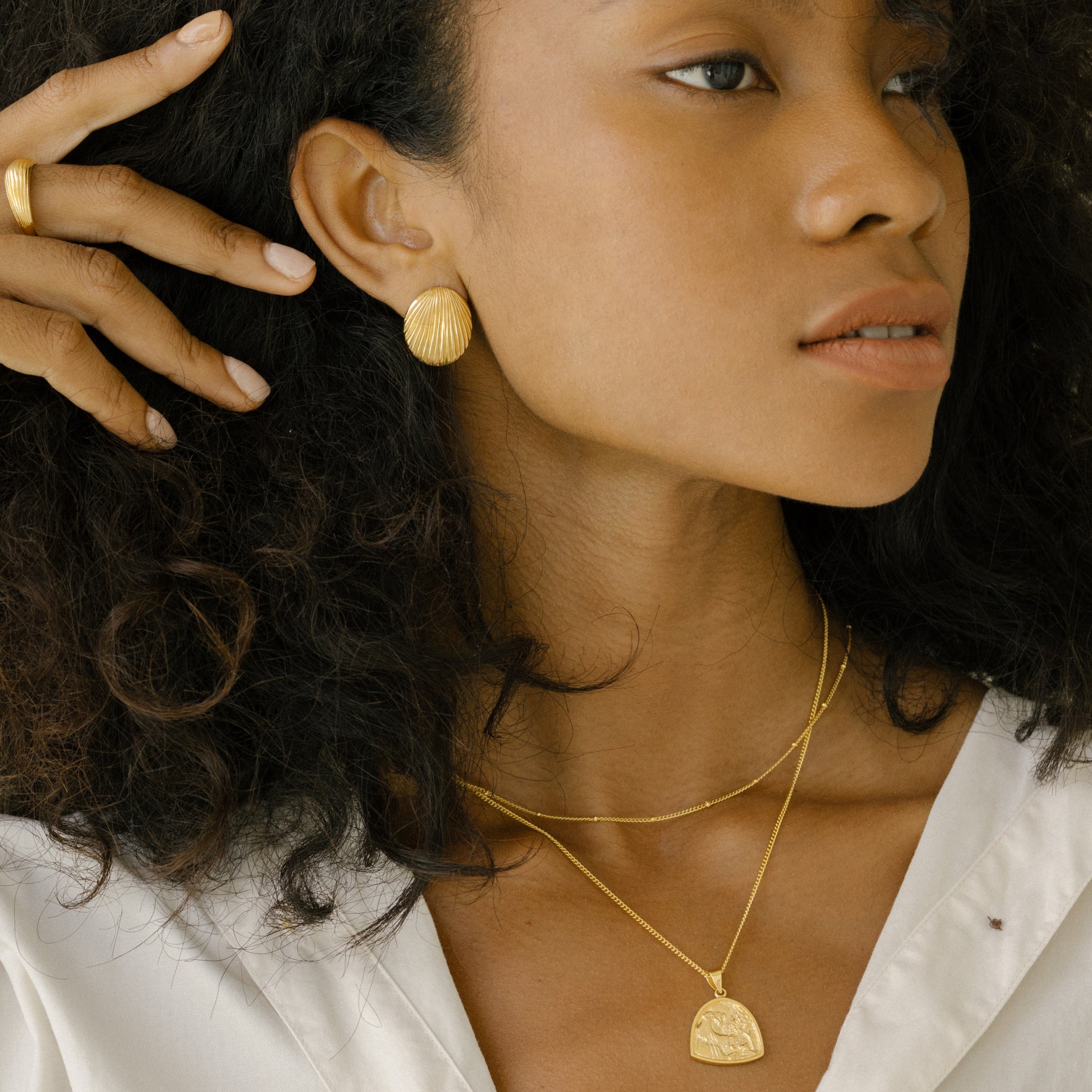 Luna & Rose Whitney Striped Earrings - Gold